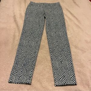J. McLaughlin Navy and White Geometric Patterned Pants 0